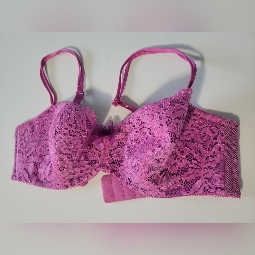 b. tempt'd Lace Pink Underwire Bra Size 34D